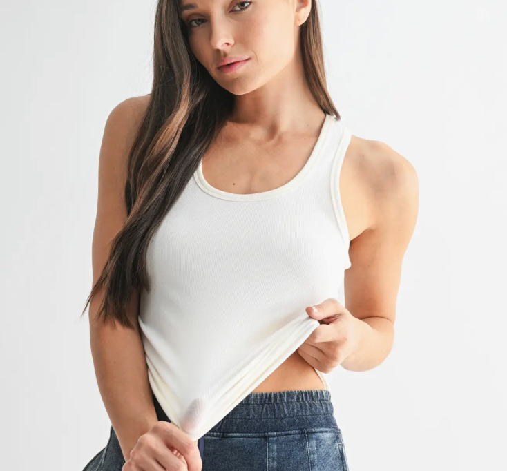 Slim Fit Scoop Neck Tank Top